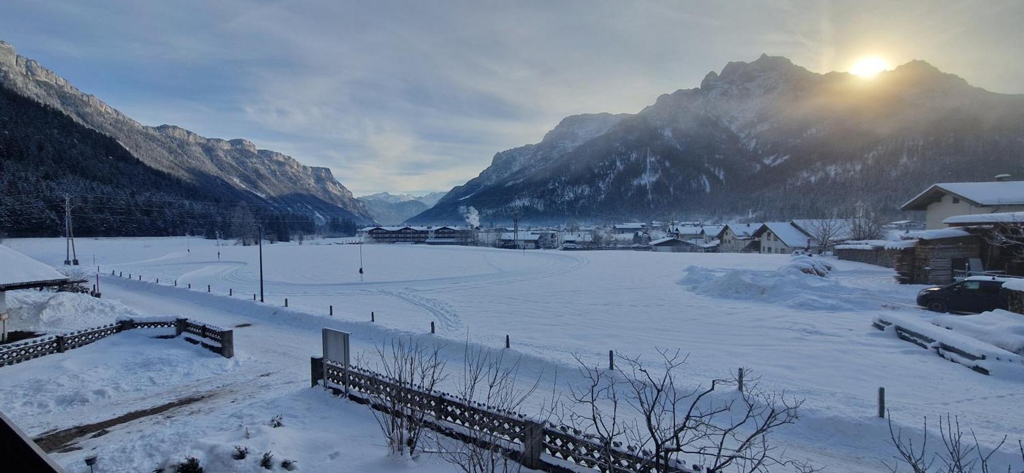 80 M2, Fuer Bis 6 Personen Mit Tollem Skigebiet, Zentral Und Doch Ruhig Waidring Extérieur photo